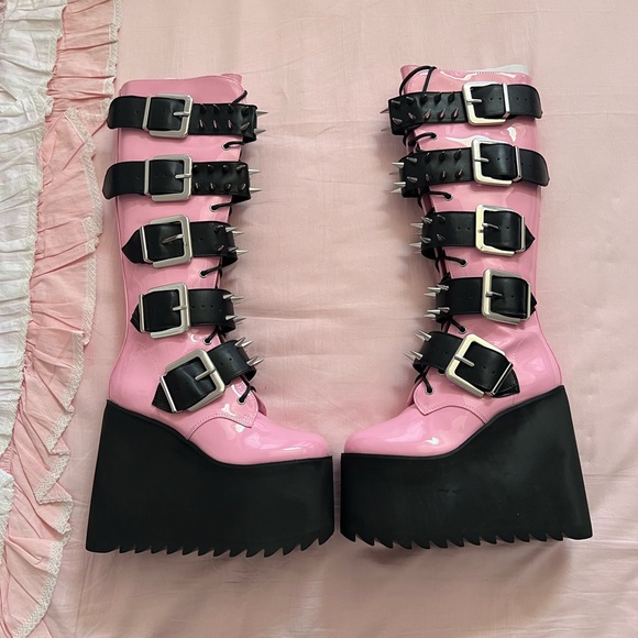 Dolls Kill Shoes - COPY - Dolls Kill Widow Pink and Black Spiked Platform Boots